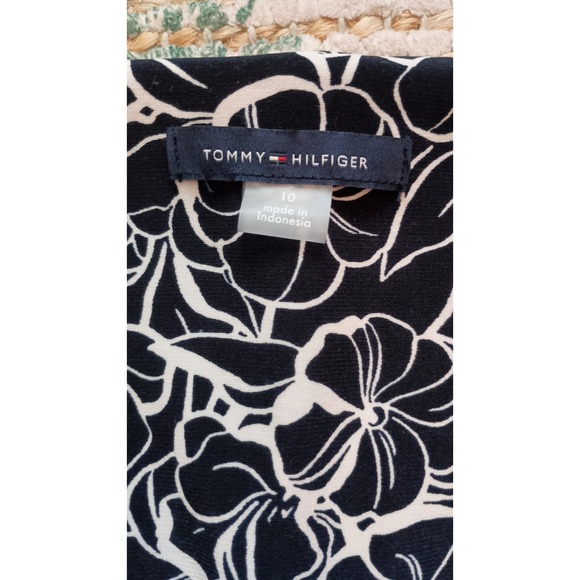 Tommy Hilfiger Navy White Floral V-Neck Shift Dress Size 10 Casual Office Chic - Picture 7 of 11
